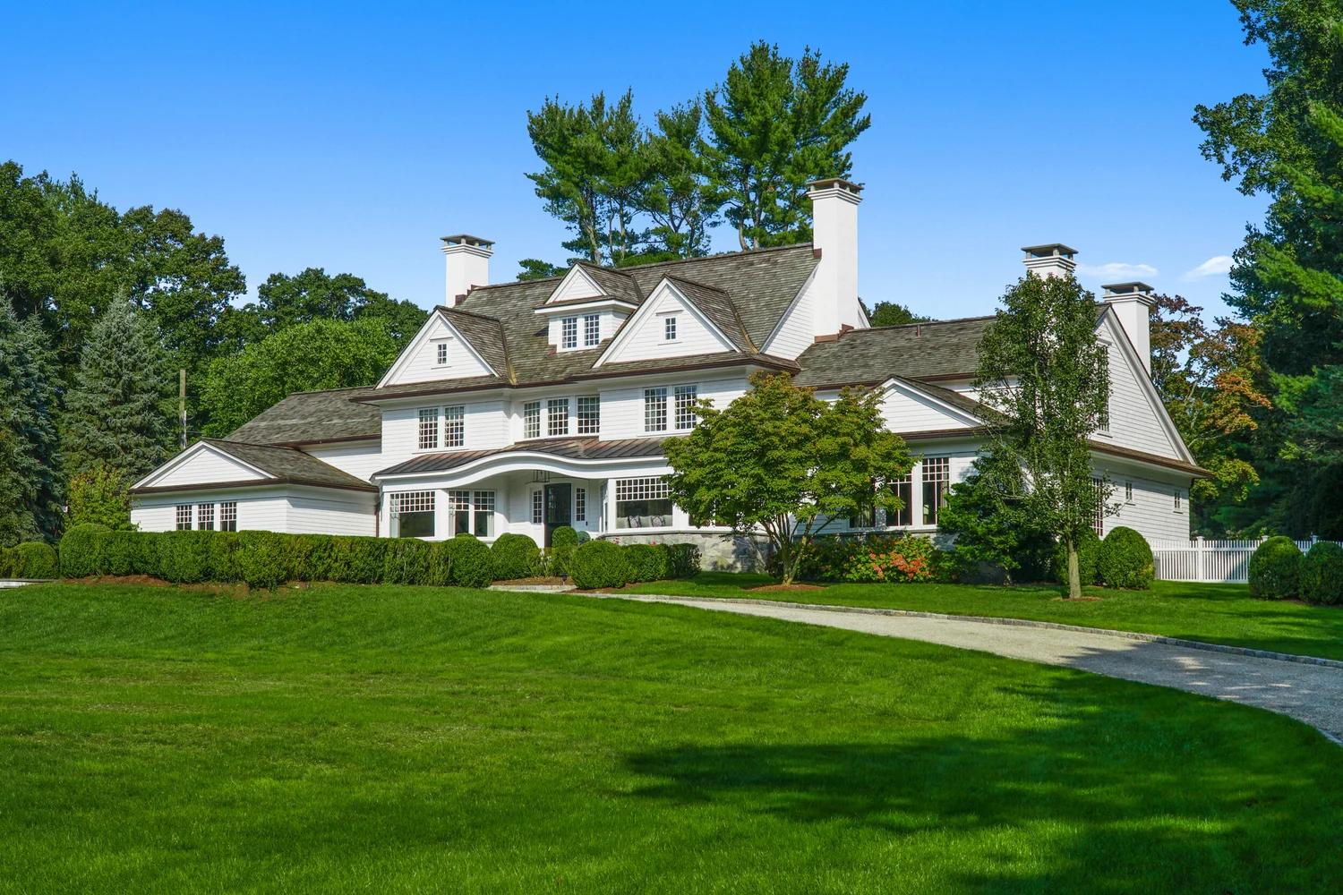 Real estate photography dining room